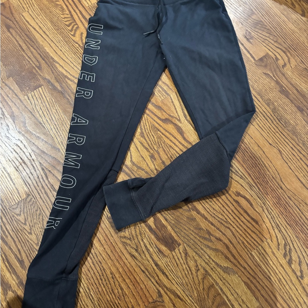 Under Armour Joggers Womens Medium Heatgear Black Fitted XS Sweatpants